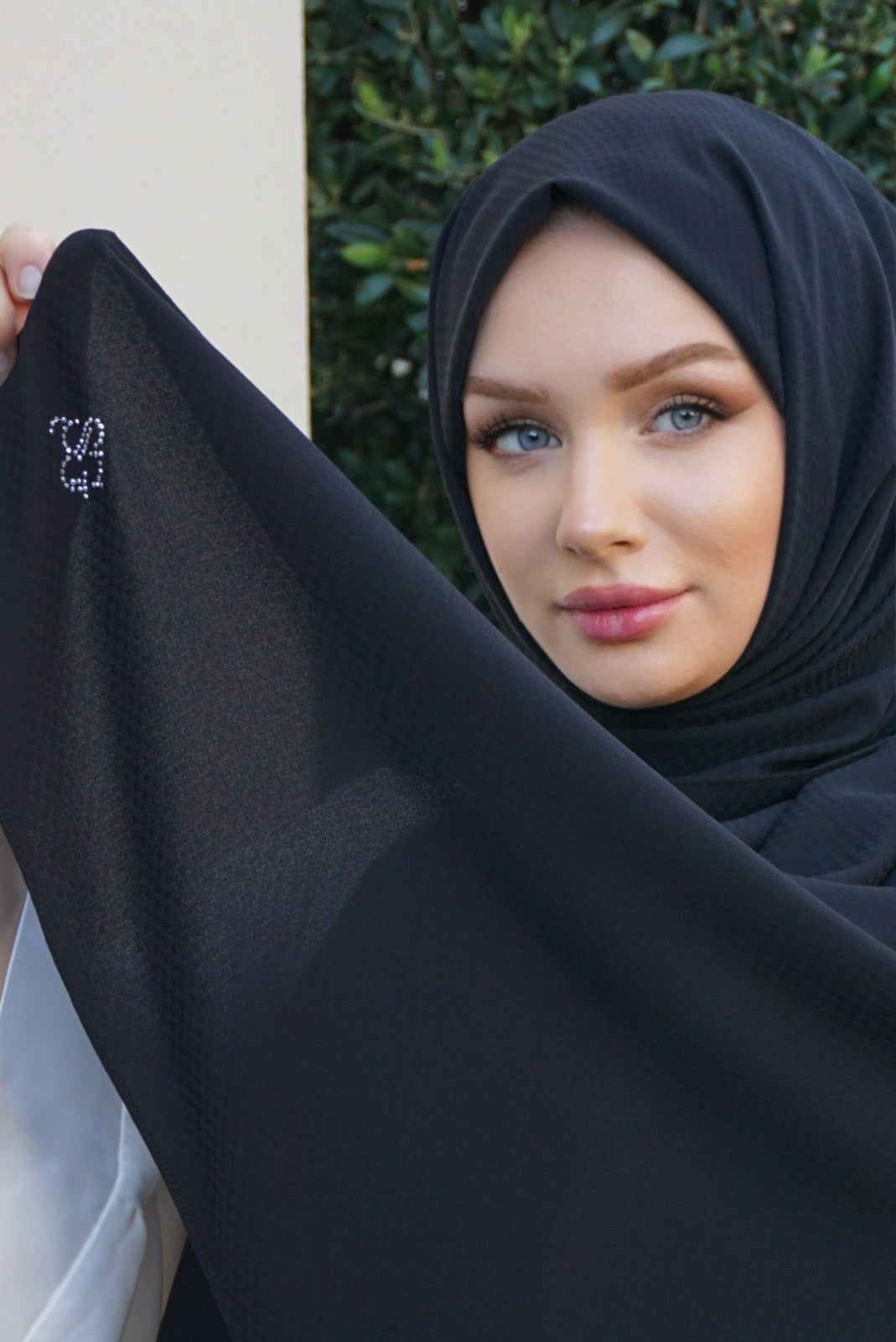 PETEK DOKULU SİYAH ŞAL