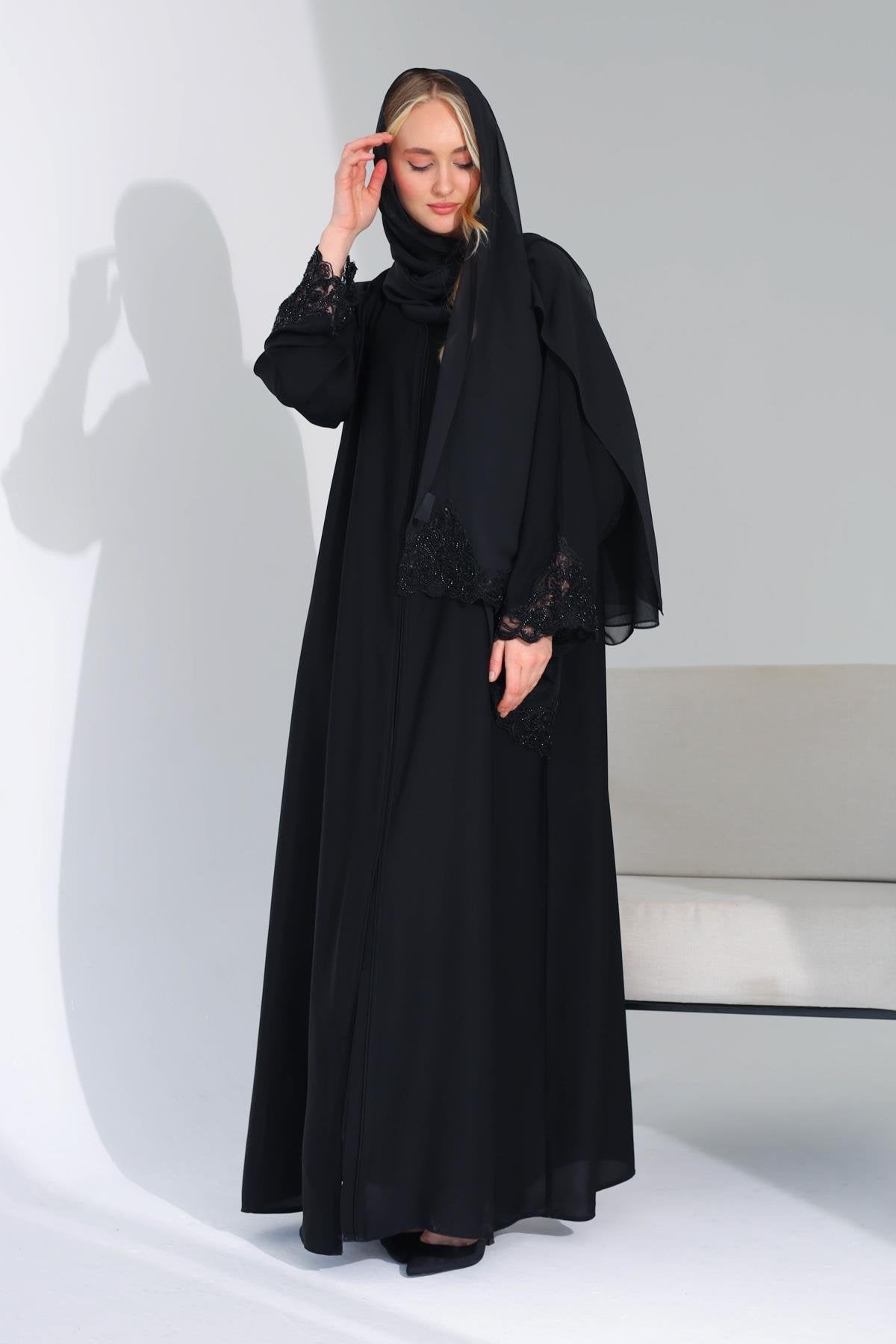 LAYLA ABAYA