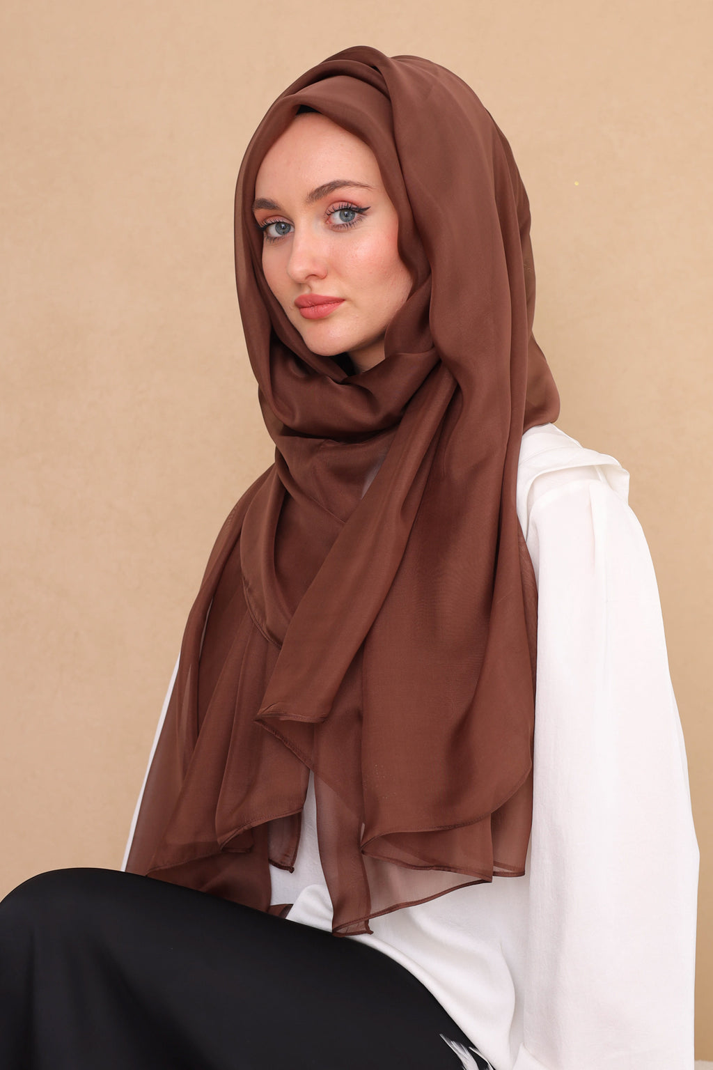 KAHVERENGİ SAF İPEK ŞAL