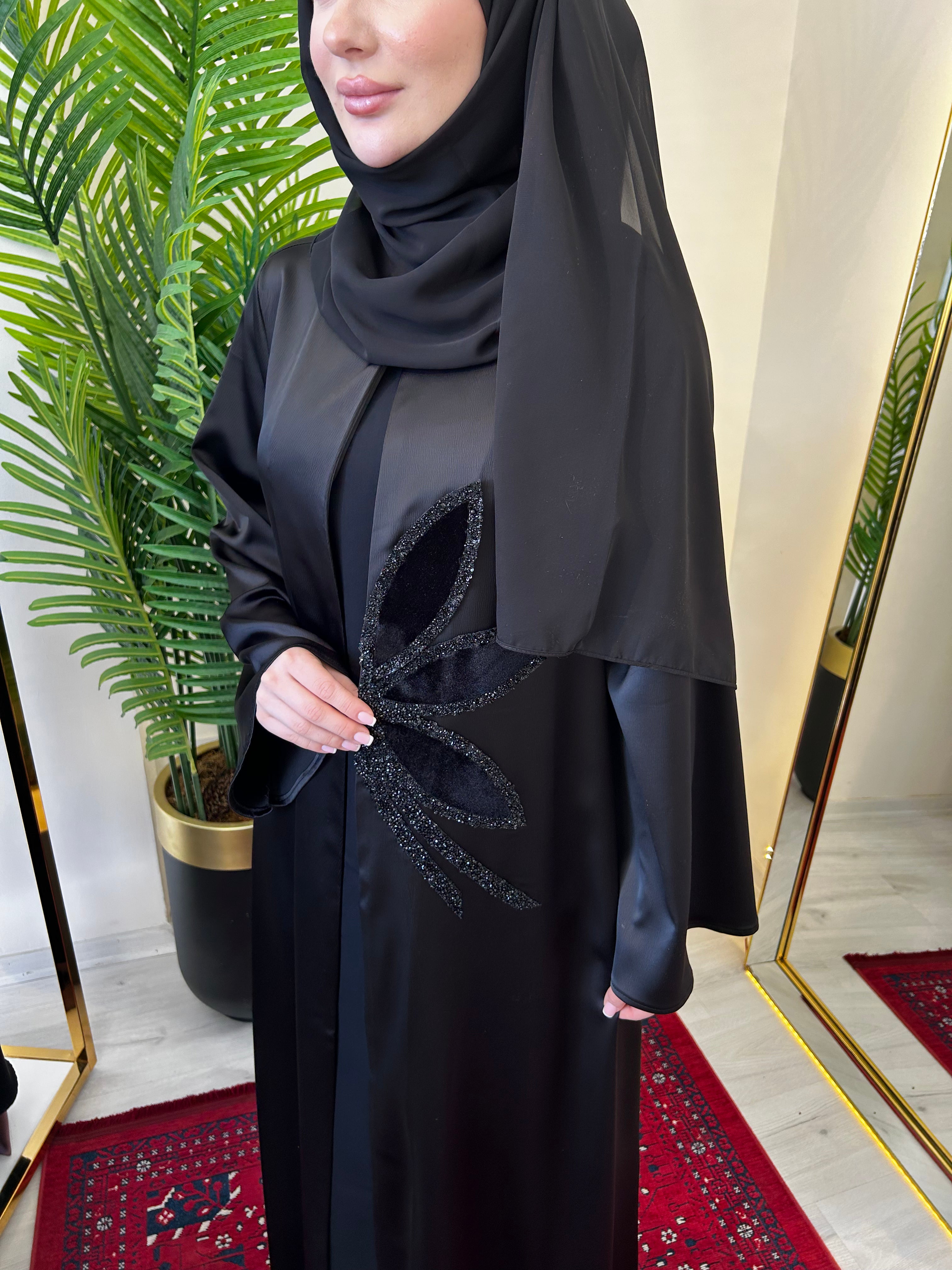 HÜMA ABAYA