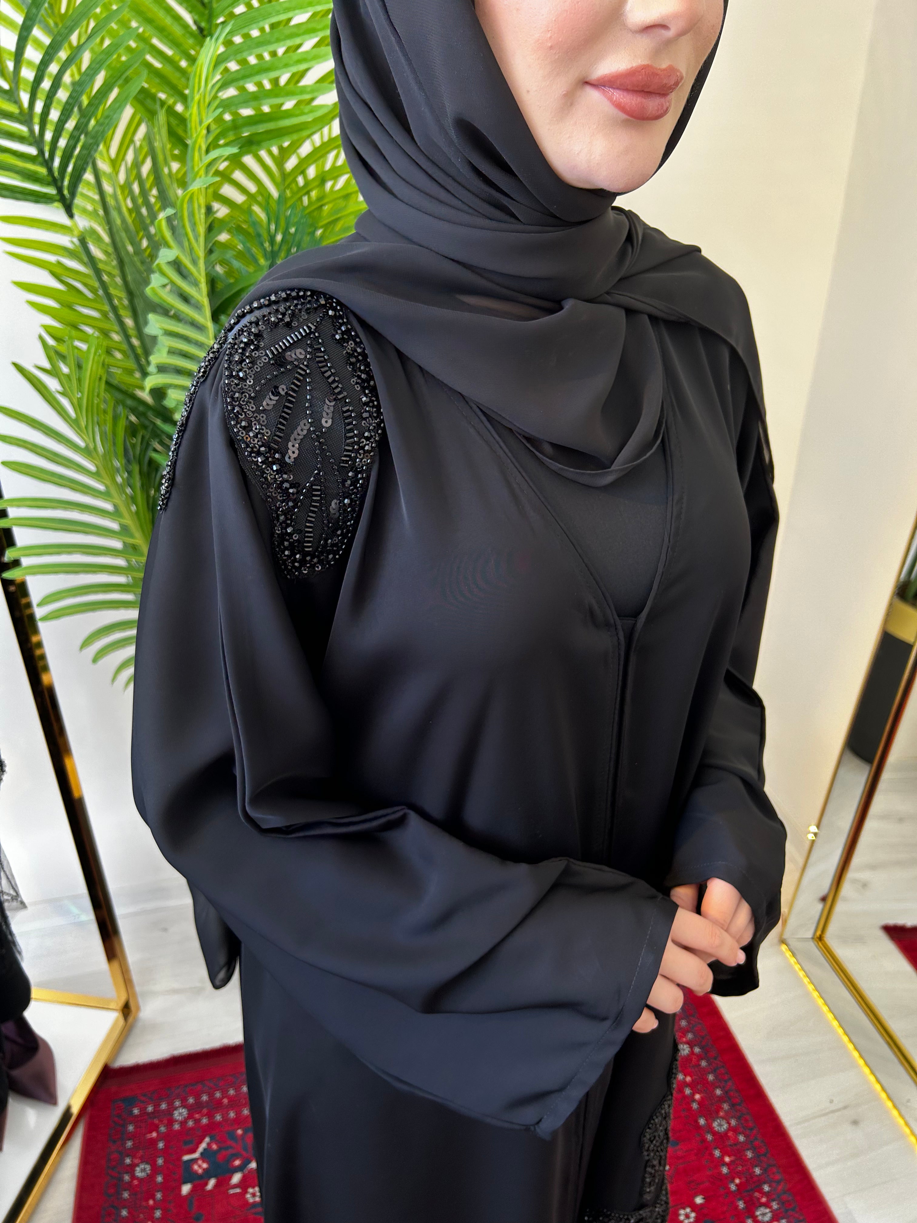 AHAD ABAYA