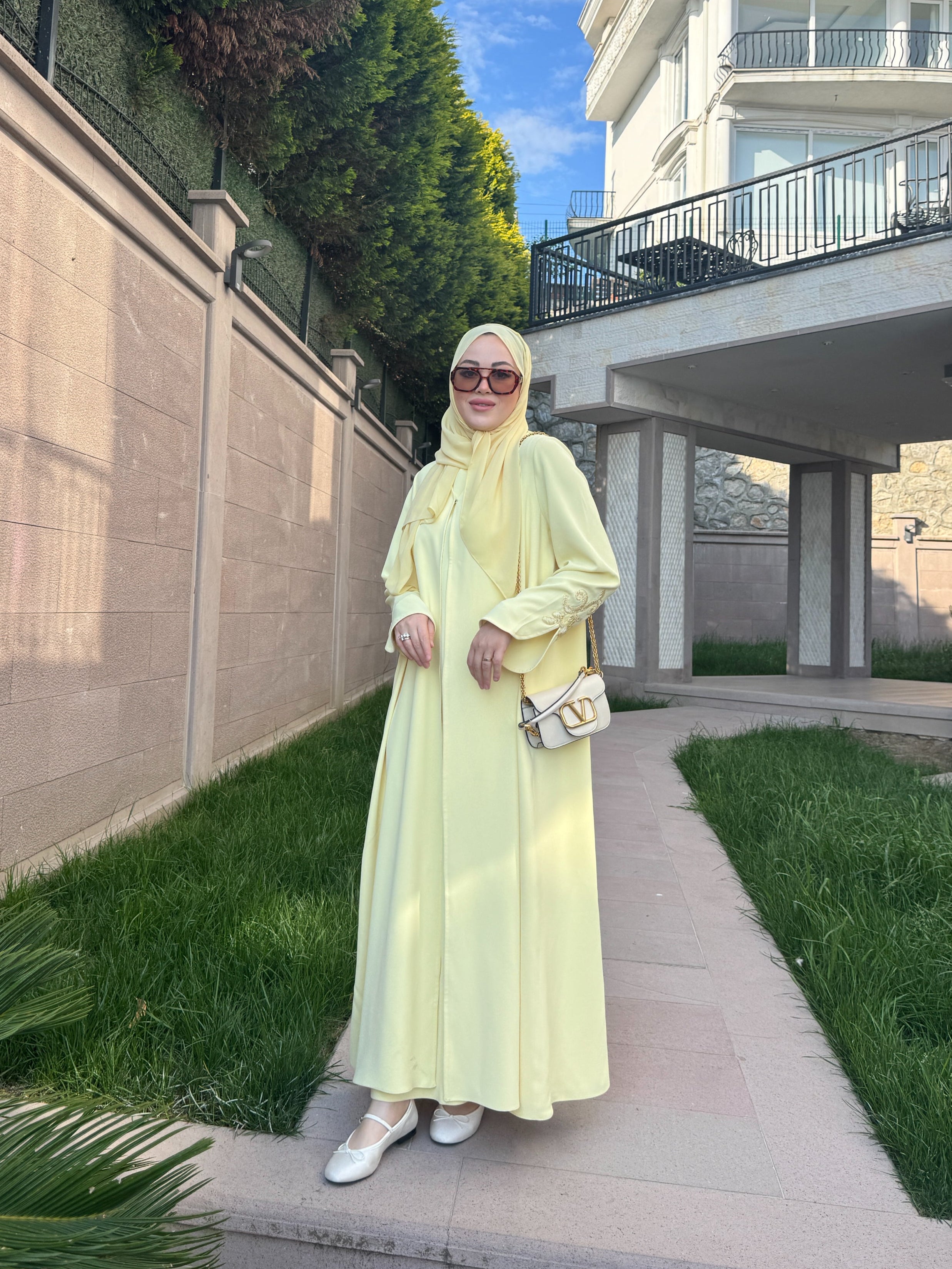 FLOWERS ABAYA SET