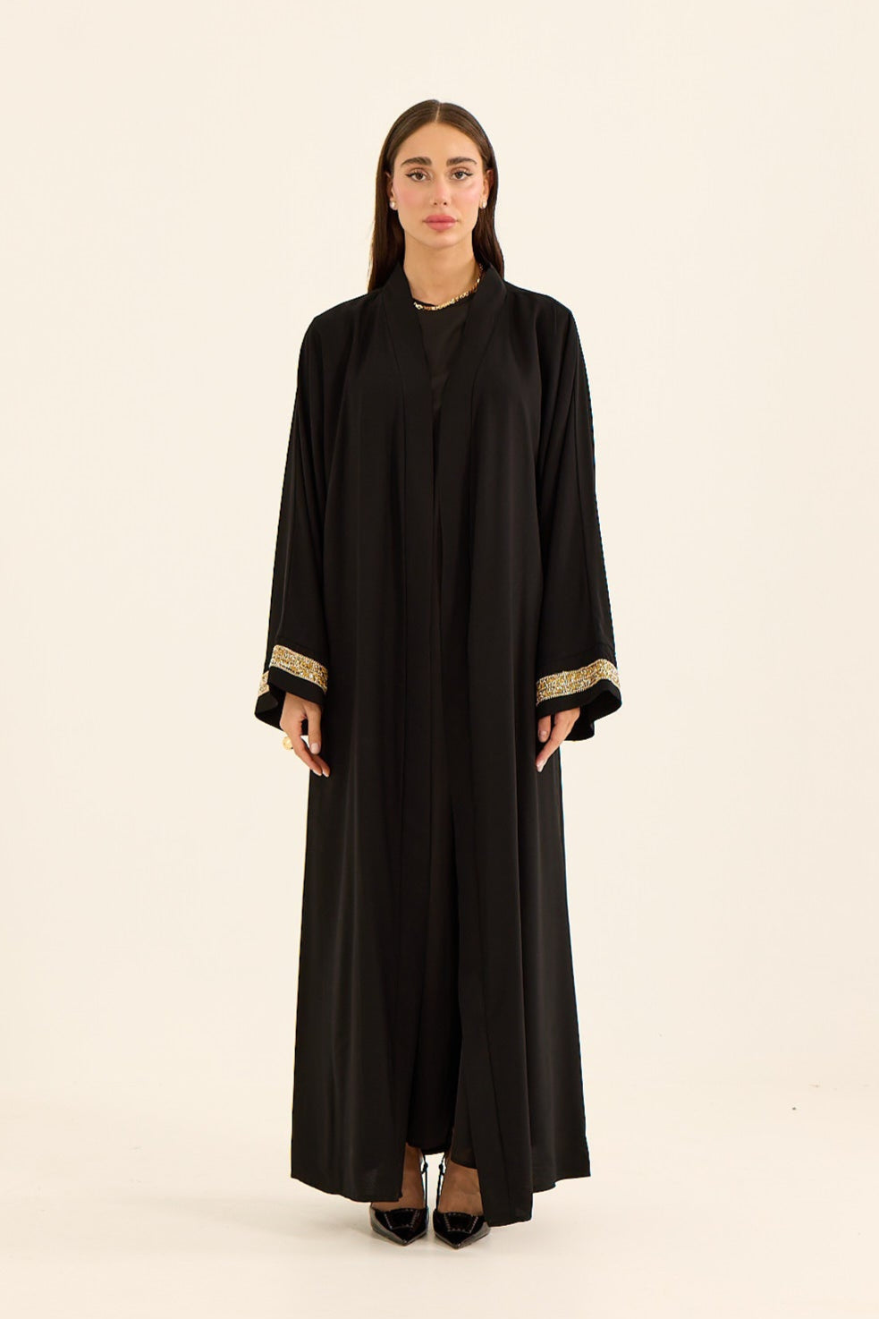 RAVİNA ABAYA