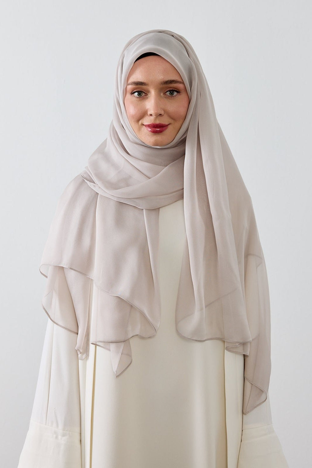 AÇIK GRİ SAF İPEK ŞAL