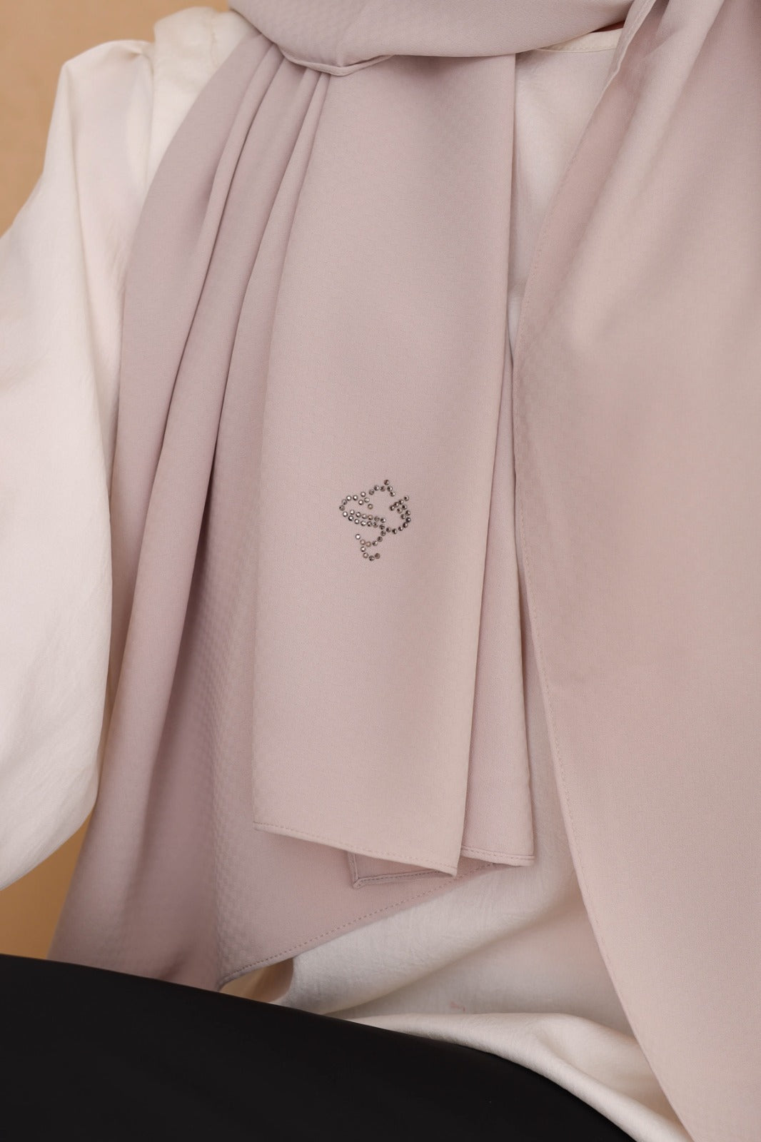 PETEK DOKULU BEJ ŞAL