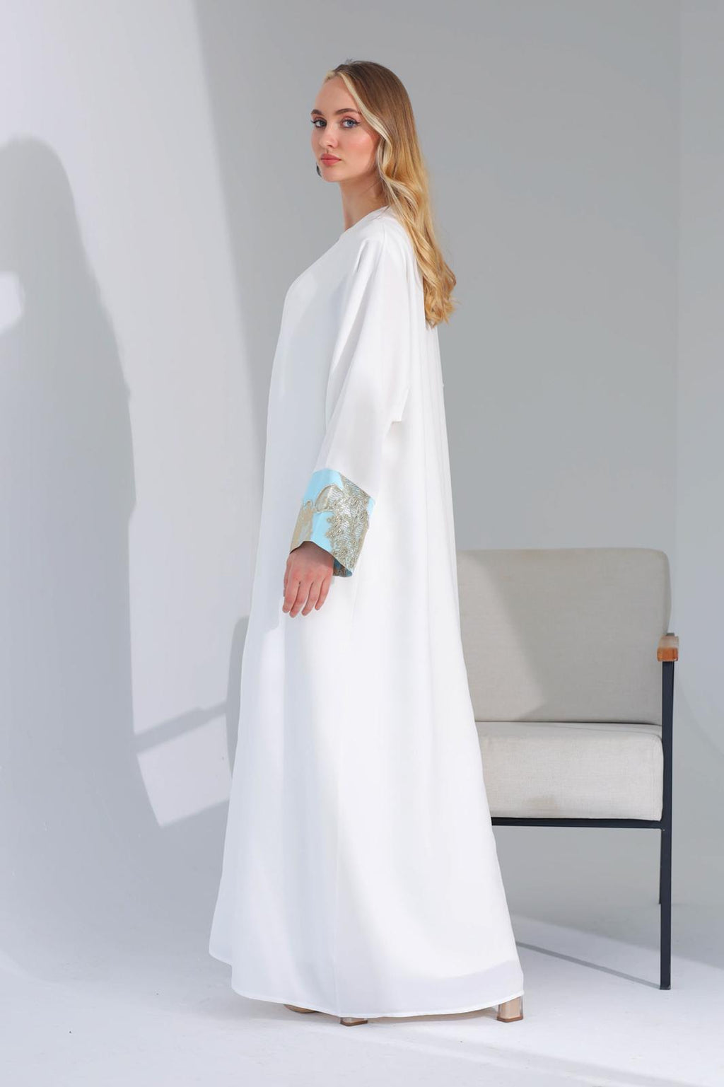 Beyaz Brokar Abaya Takım
