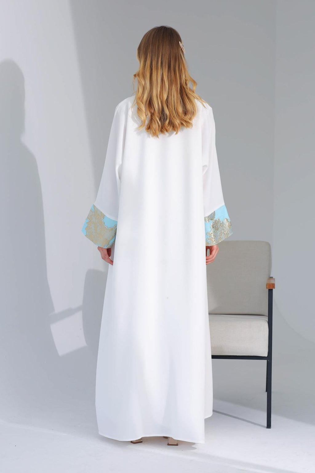 Beyaz Brokar Abaya Takım