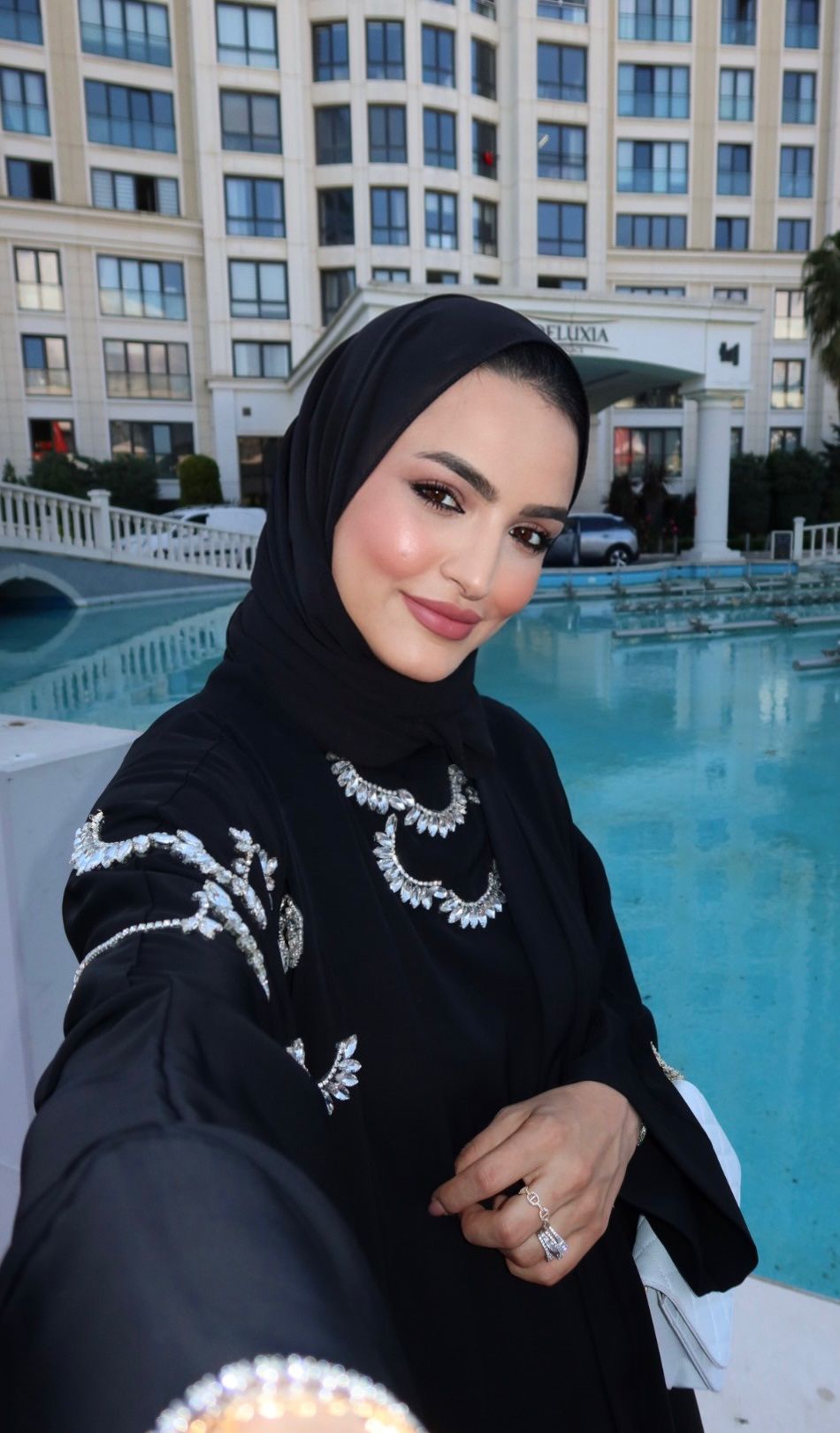SABYA ABAYA