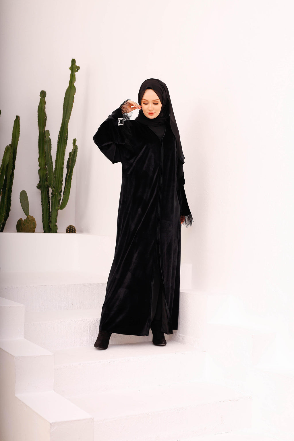 DİAMOND KADİFE ABAYA