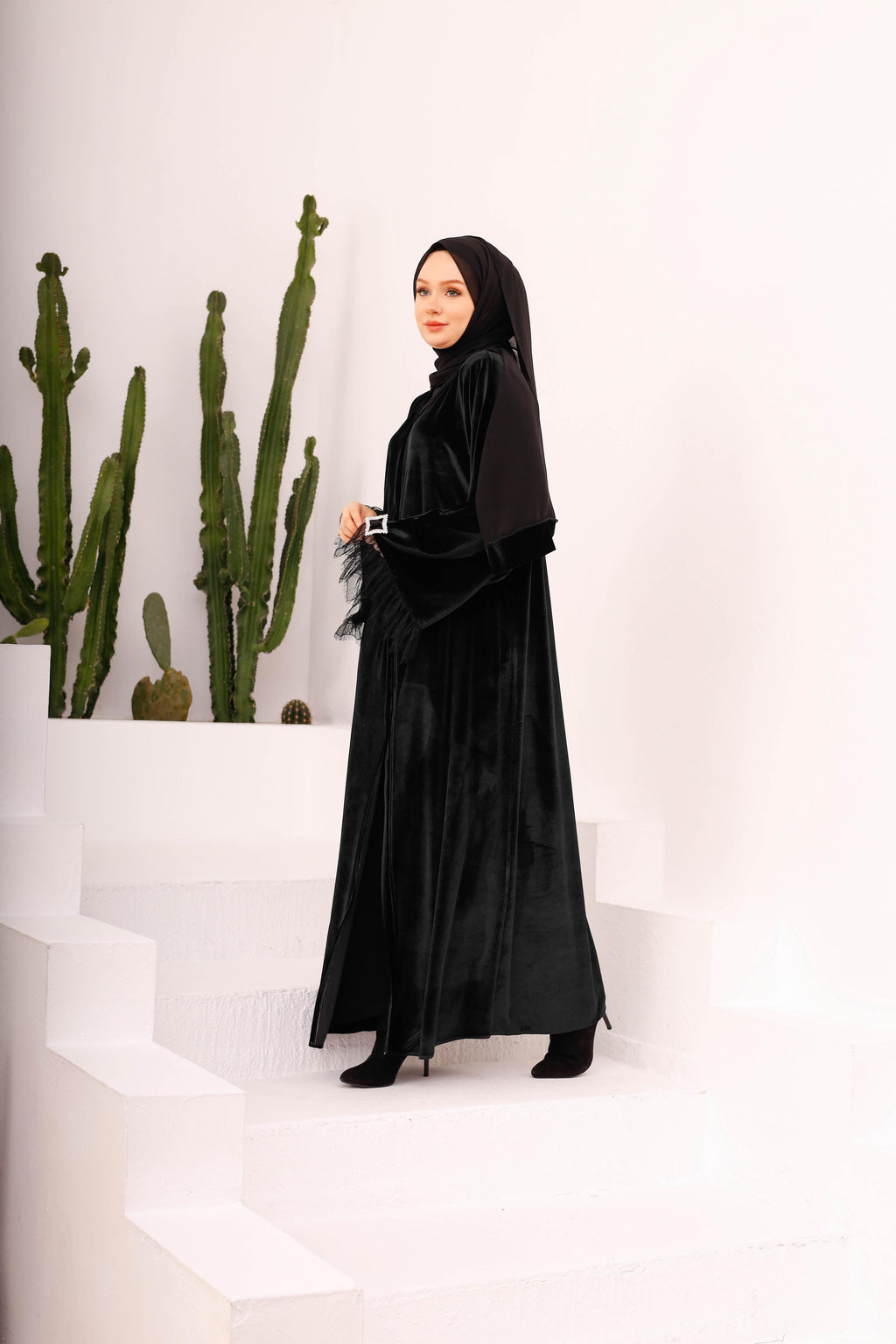 DİAMOND KADİFE ABAYA