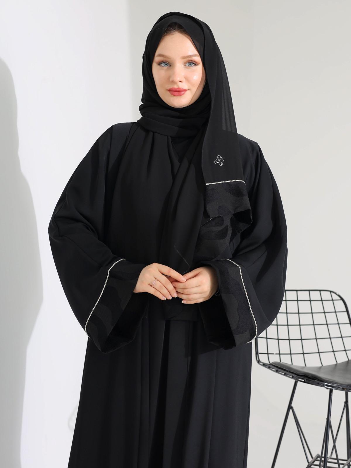 ARWA ABAYA