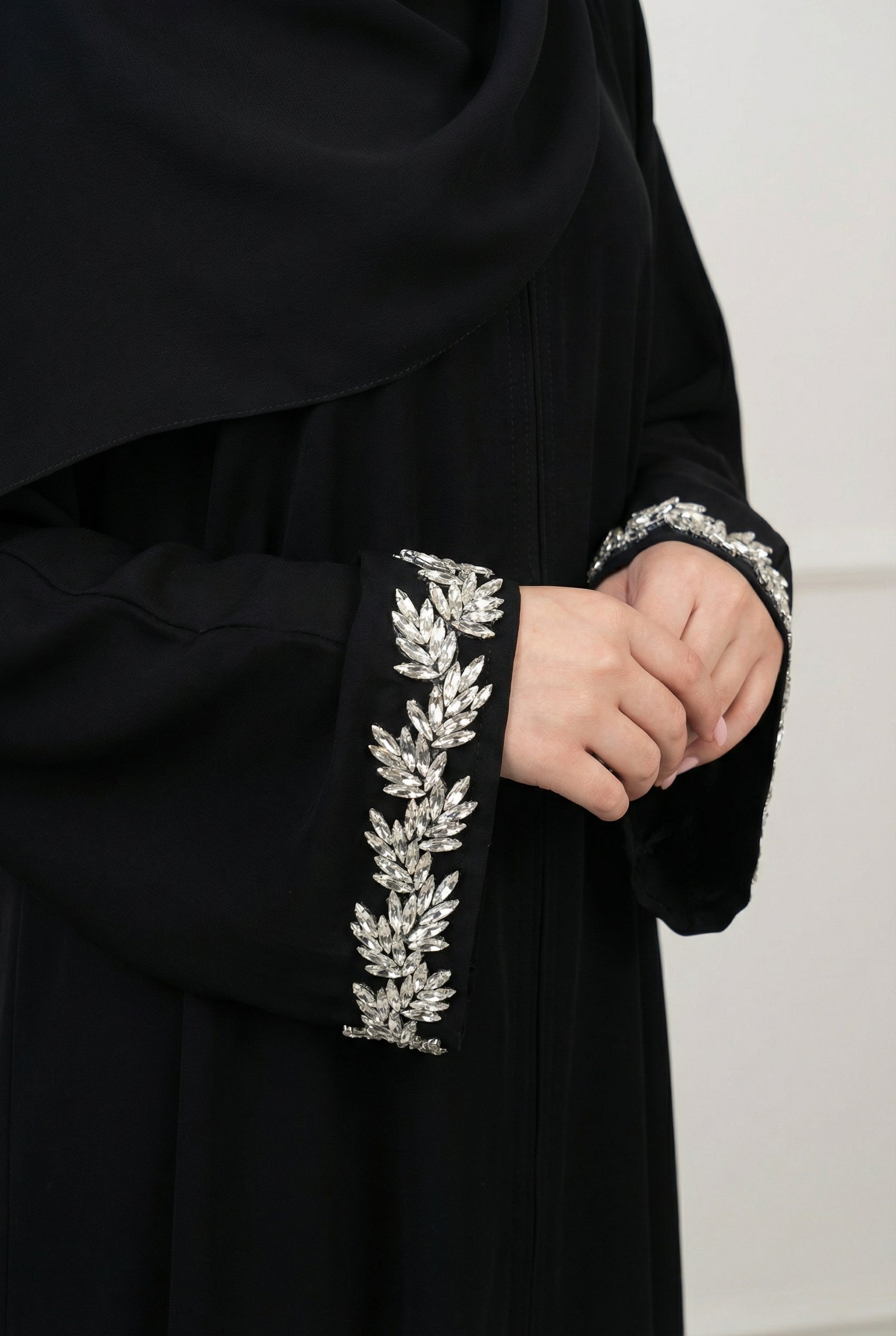 ALMERA ABAYA