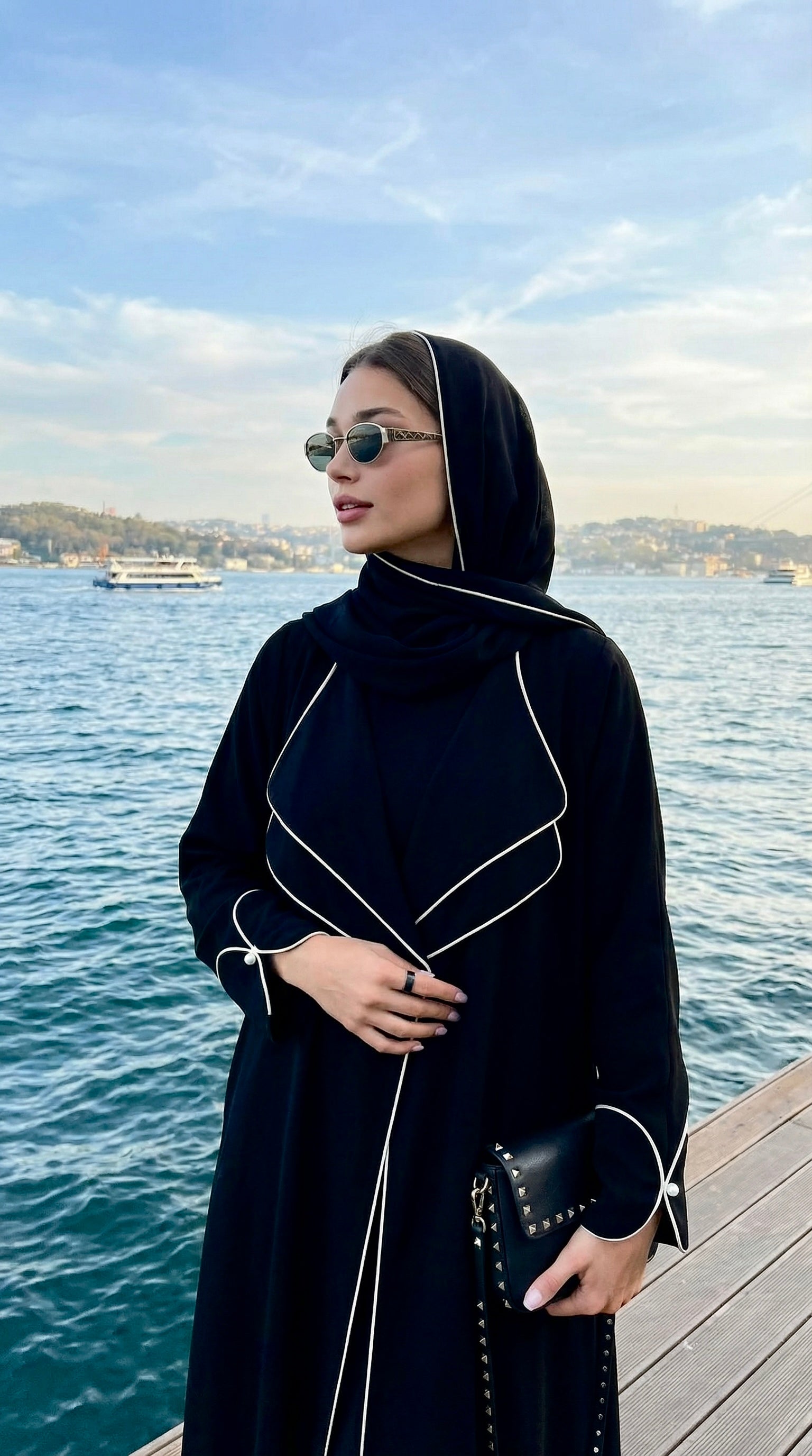 BİSAN ABAYA